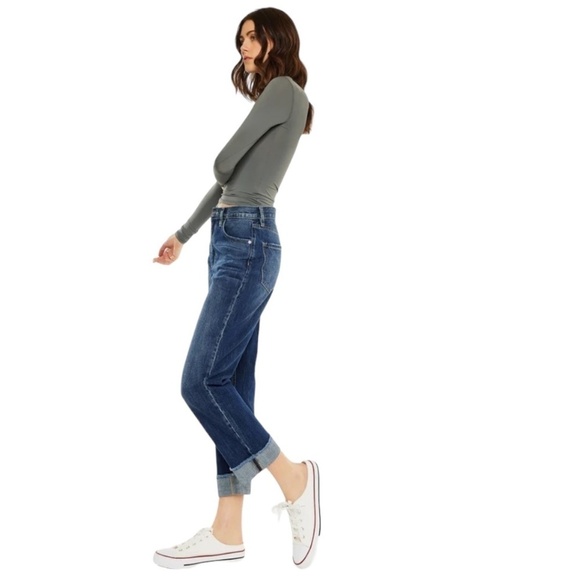 KanCan Finley Jeans Straight-leg Whiskering Detail - Picture 3 of 11